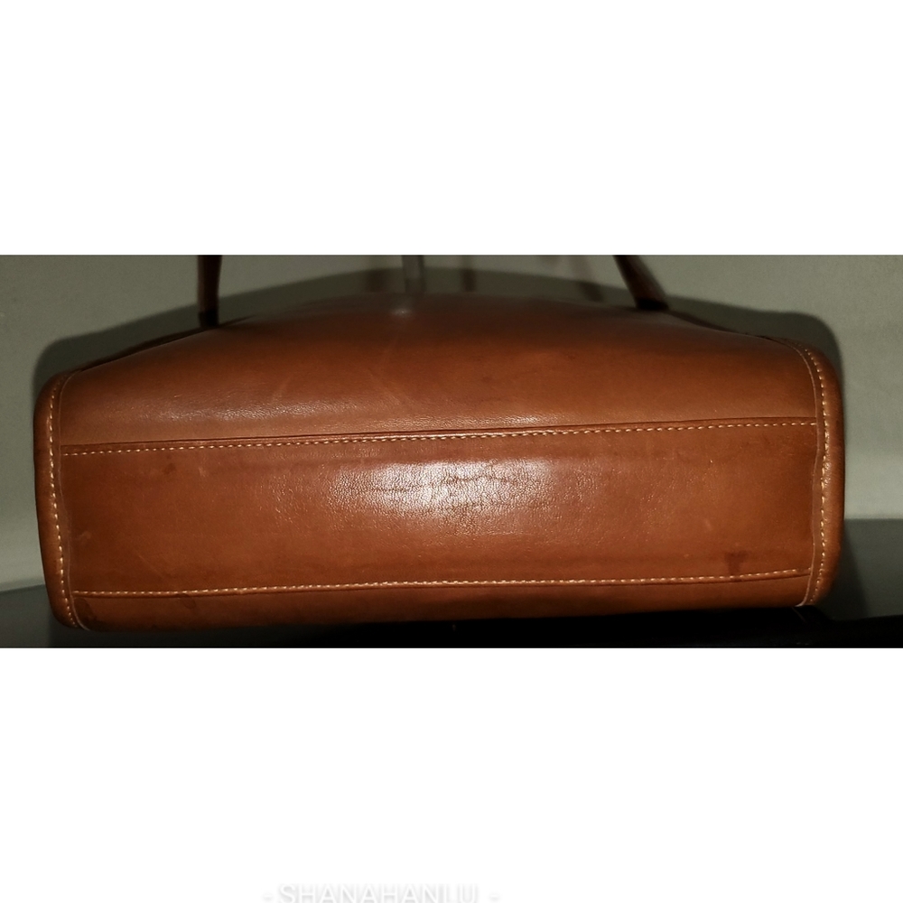 Coach VTG British Tan Leather #5731 RARE Crossbody - Picture 10 of 13